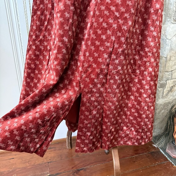 1970s Velvet Scottie Dog Print Aline Red Vintage Maxi Skirt - Picture 6 of 7